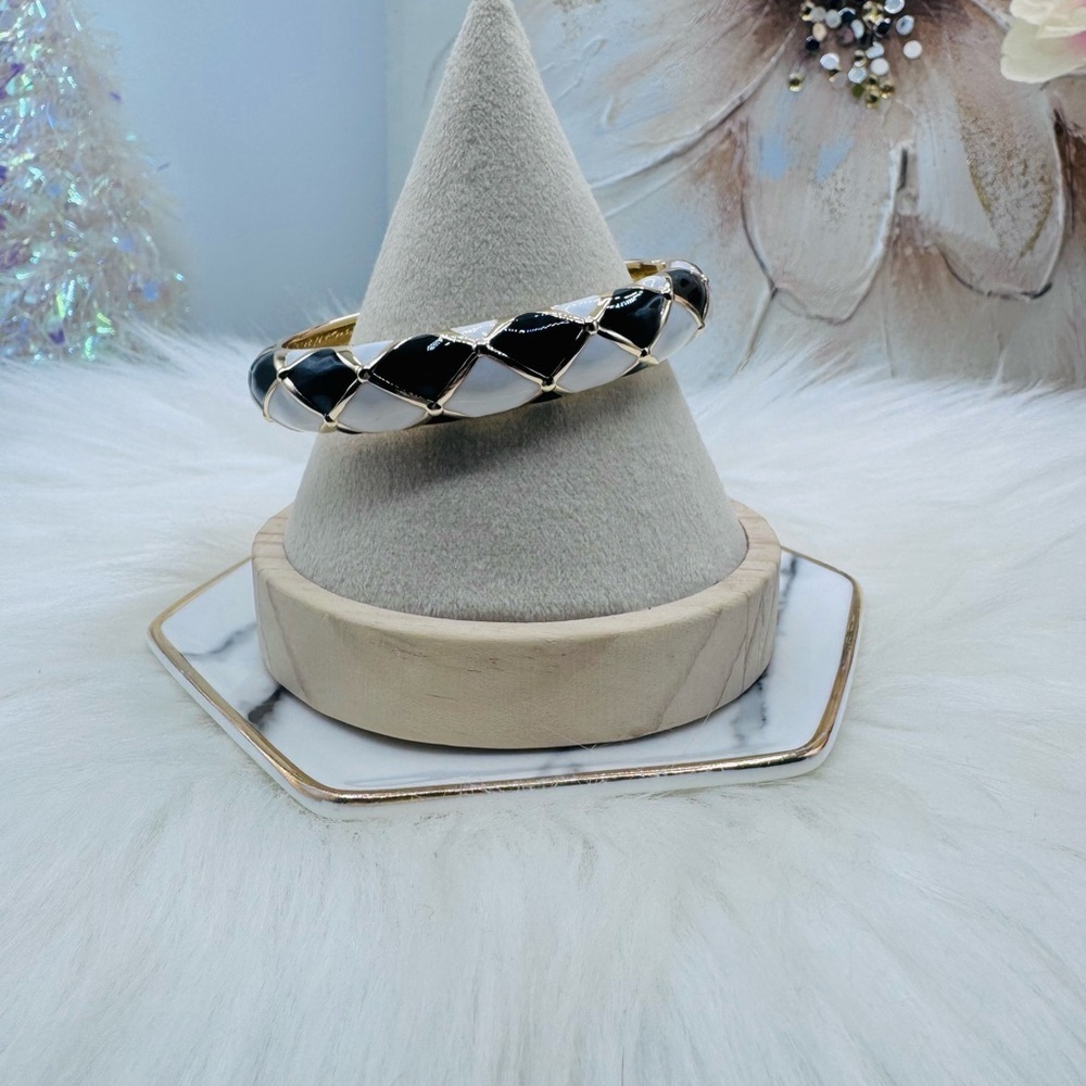 The Cruella Thick Enamel Bangle Bracelet